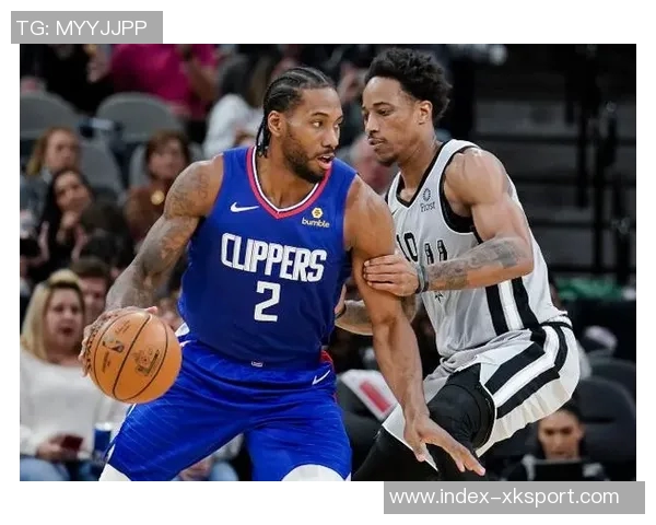 阿里纳斯评论巴斯兄弟被解雇事件称其内斗与小卡相似不应如此行事