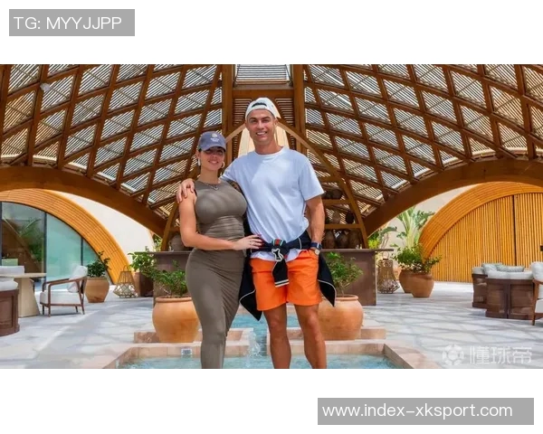 C罗豪购两套奢华岛屿别墅仅可通过游艇和水上飞机抵达