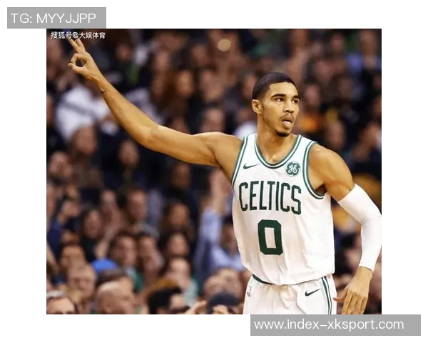 塔图姆回忆艰难童年经历分享母亲崩溃瞬间的心路历程