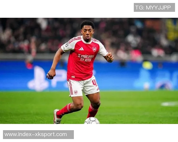 曼联与阿森纳争夺布莱克本小将泰洪引发关注 曼联与阿森纳争夺布莱克本小将泰洪引发关注