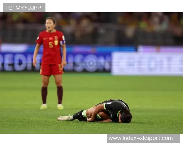 19岁女足国脚王爱芳谈偶像克罗斯传球风格与个人成长之路