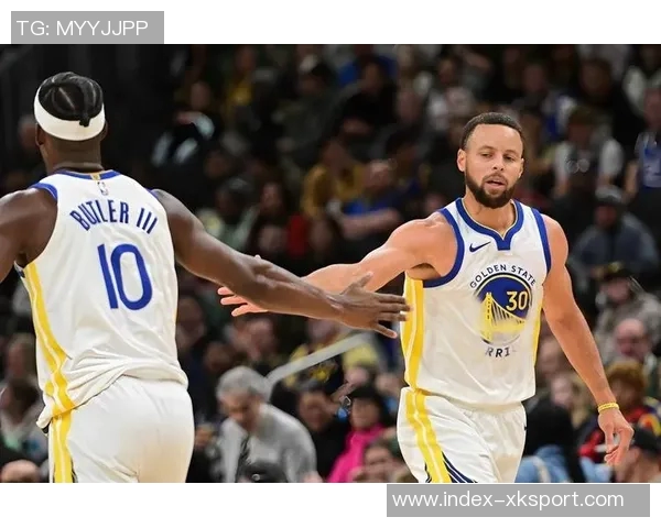 库明加崛起助力勇士锋线轮换深厚库里巴特勒轻松应对灰熊挑战