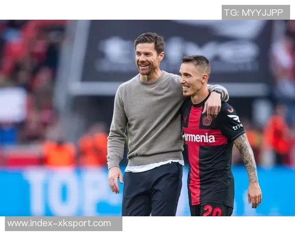 格里马尔多精彩任意球助力药厂获9月最佳进球荣誉